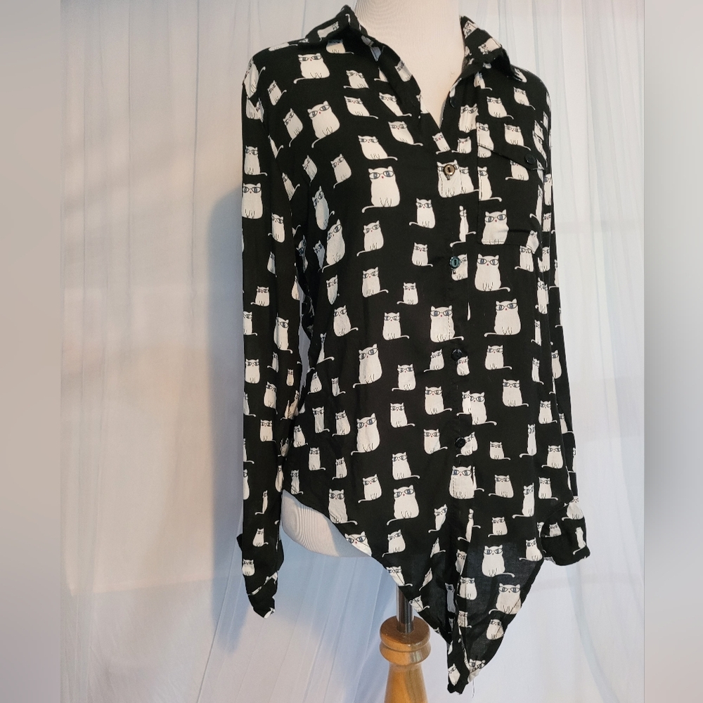 Whimsical cats in glasses shirt women's small black and white